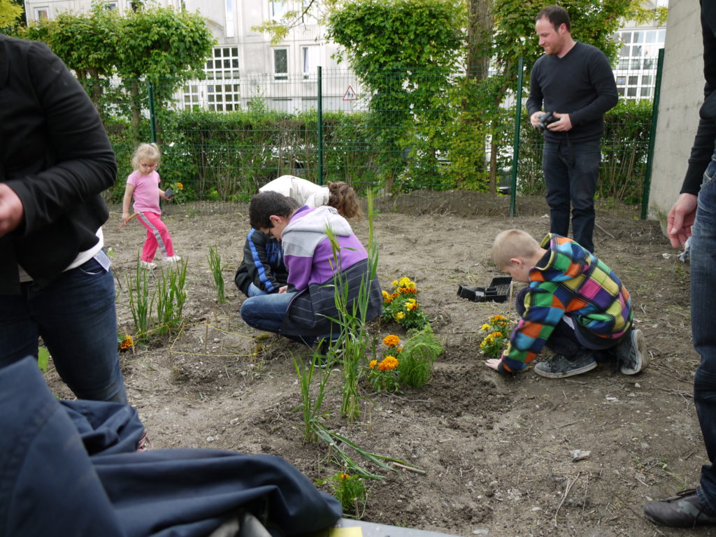 ANIMATIONS AU JARDIN  EN MAI 2013