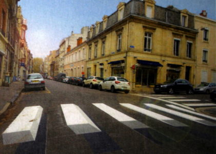 Dispositif nocturne permettant d’éviter de faucher des piétons pour ceux conduisant comme tel !